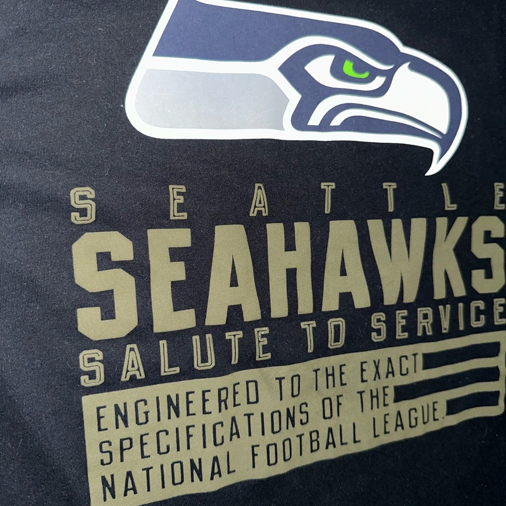 Seattle Seahawks NFL on field apparel Nike salute to service dri-fit long sleeve - Picture 3 of 4